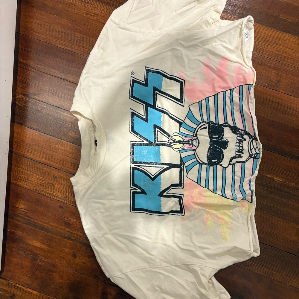 H&M White and Blue Short Sleeve Tee with Band Graphic